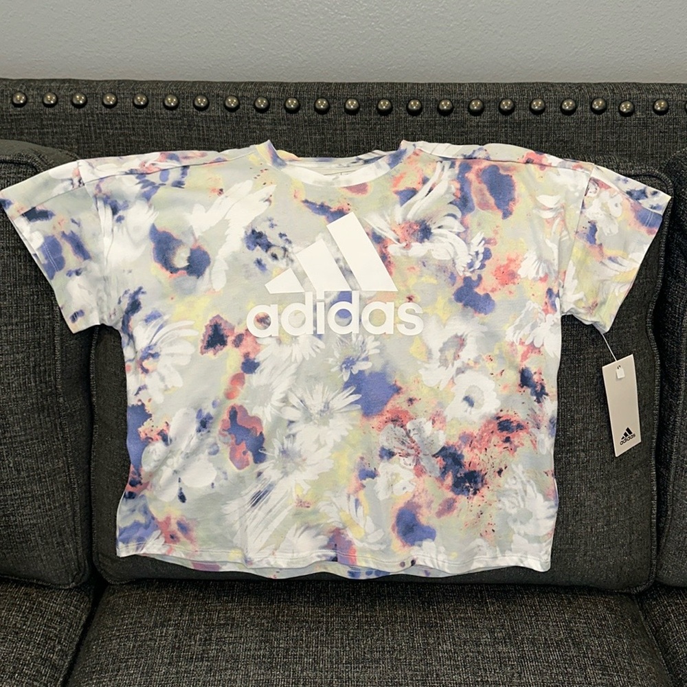 adidas Girls' Short Sleeve Printed Loose Box Tee(Big Kid)